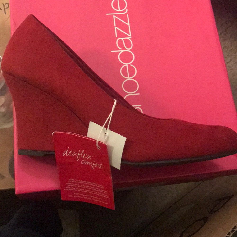 Comfy work wedges